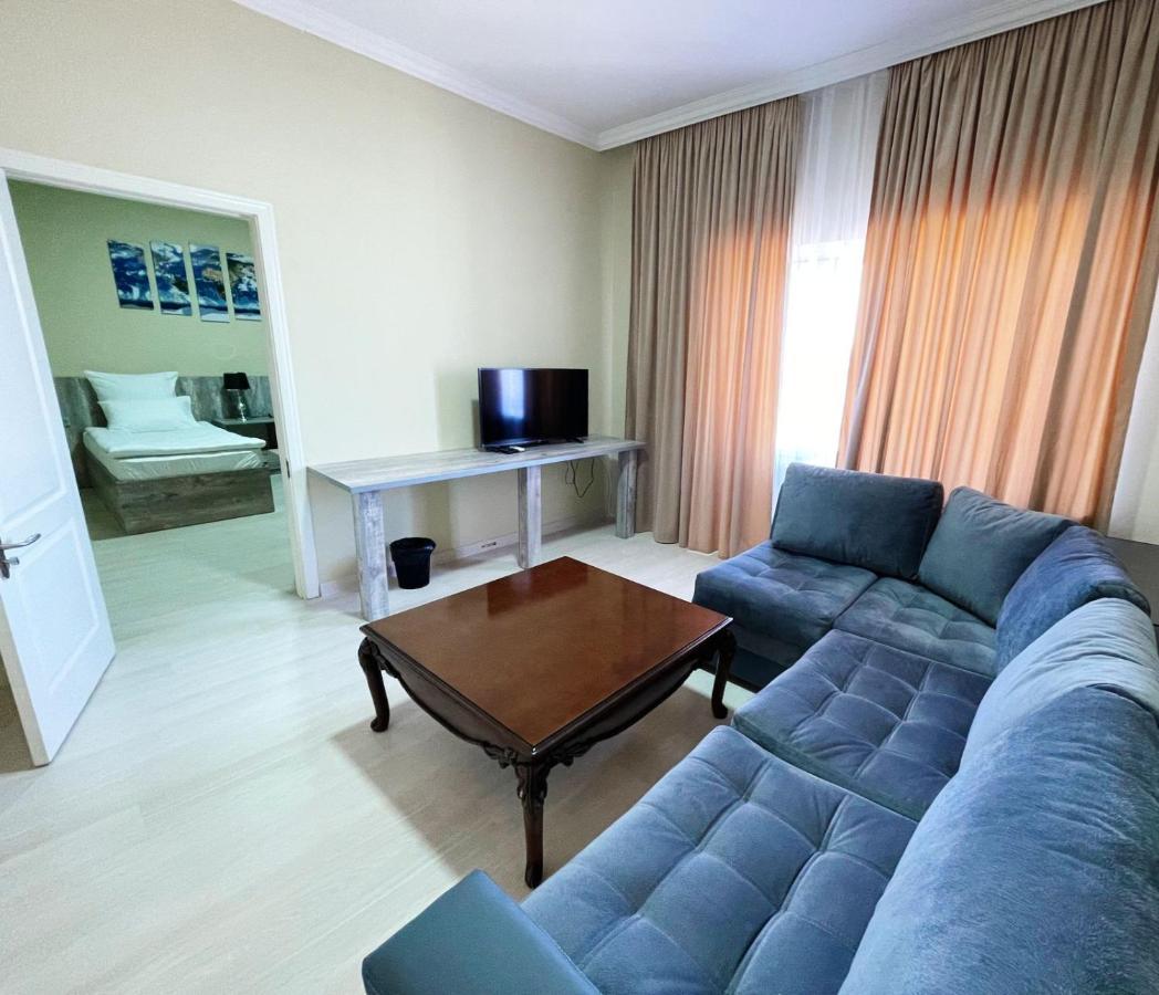 Aktau Airport Hotel Bagian luar foto