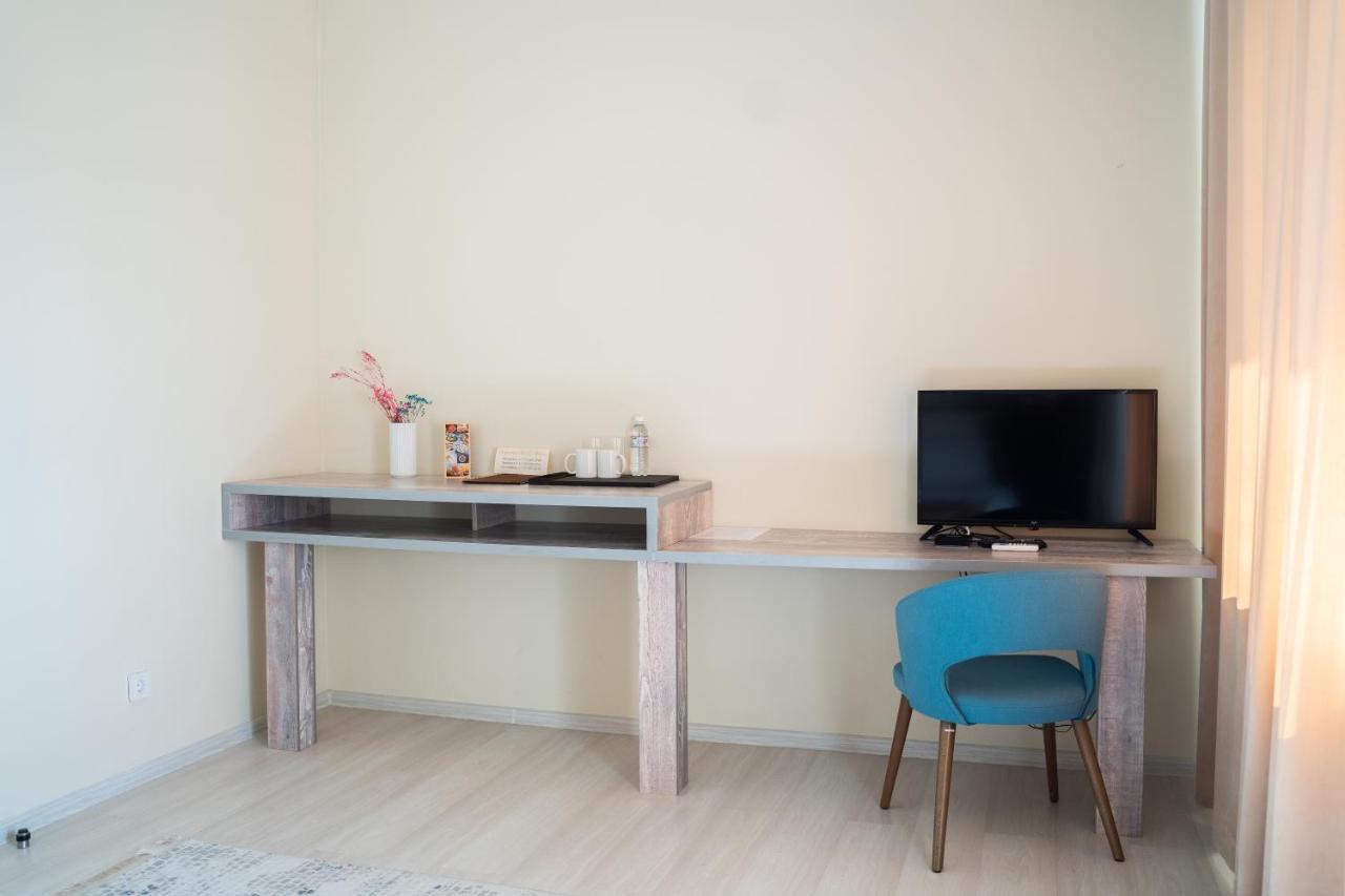 Aktau Airport Hotel Bagian luar foto