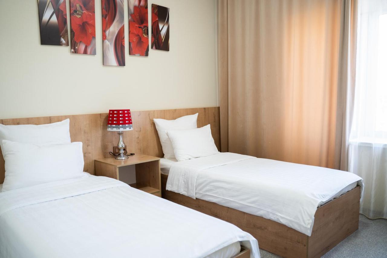 Aktau Airport Hotel Bagian luar foto