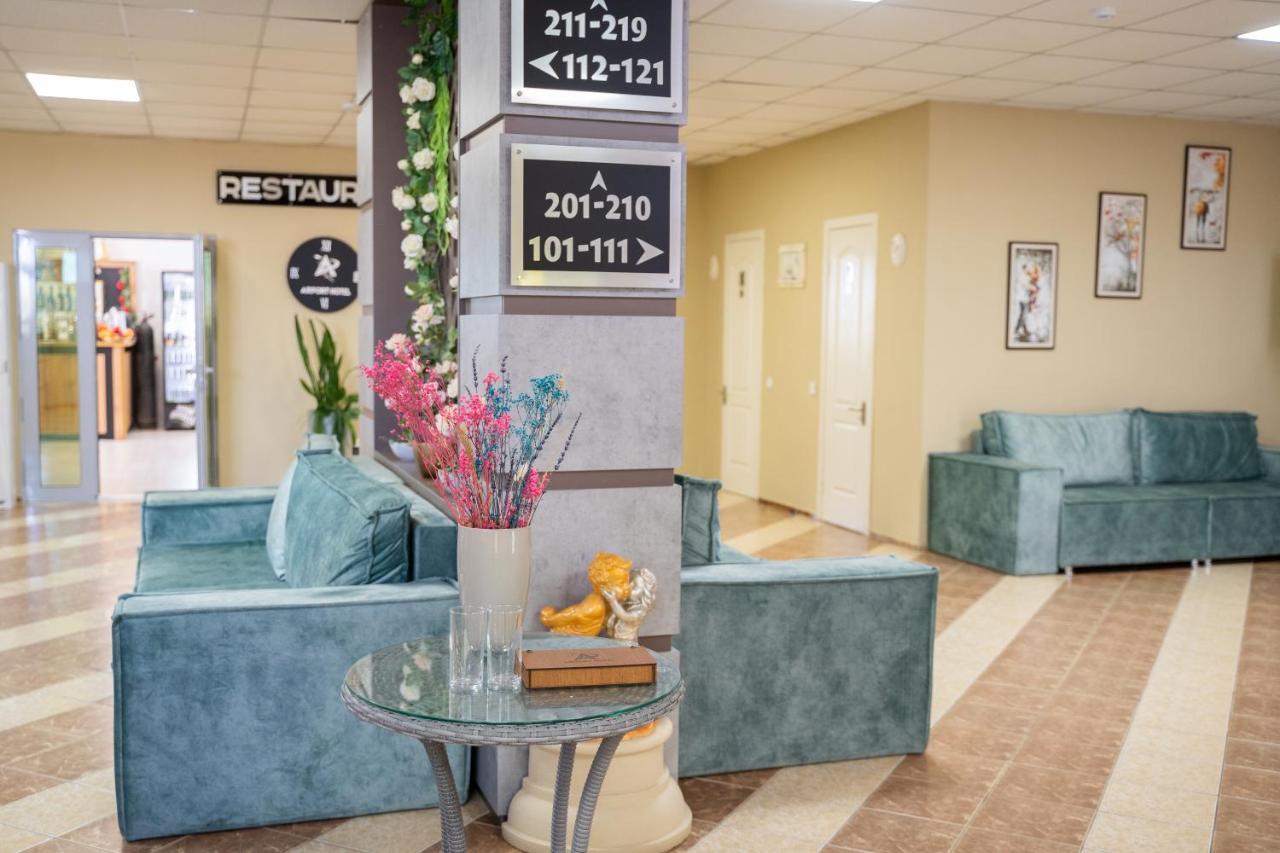 Aktau Airport Hotel Bagian luar foto