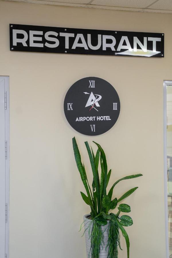 Aktau Airport Hotel Bagian luar foto