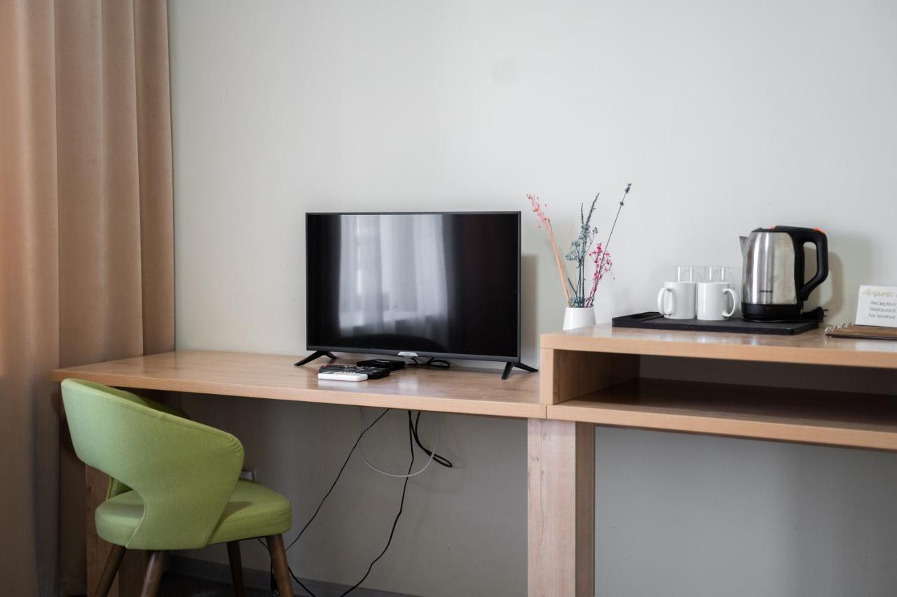 Aktau Airport Hotel Bagian luar foto