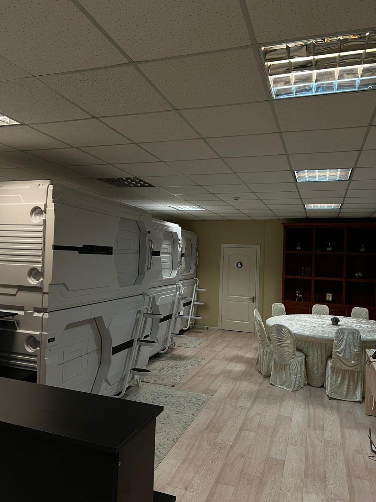 Aktau Airport Hotel Bagian luar foto